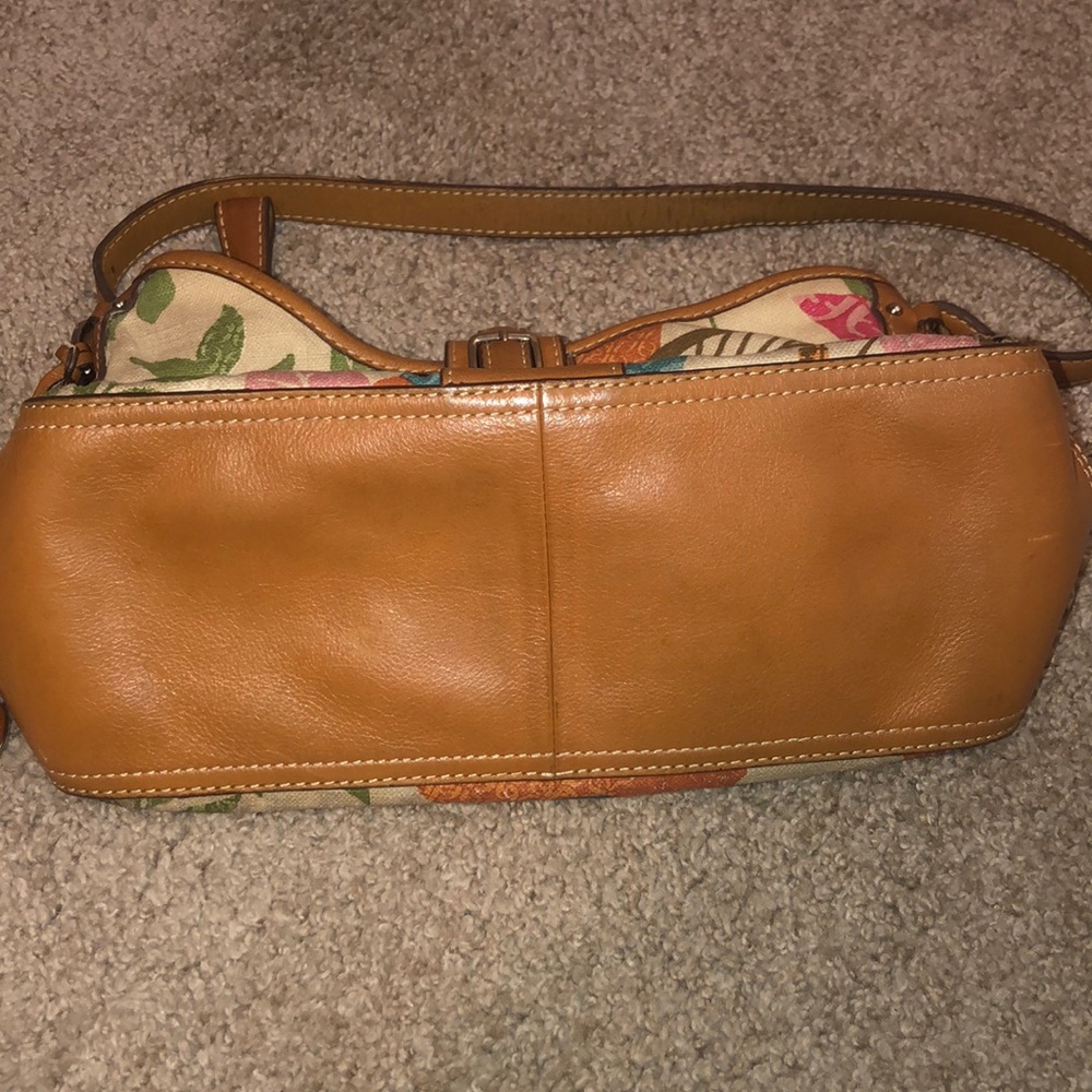 Fossil floral purse - Picture 3 of 7